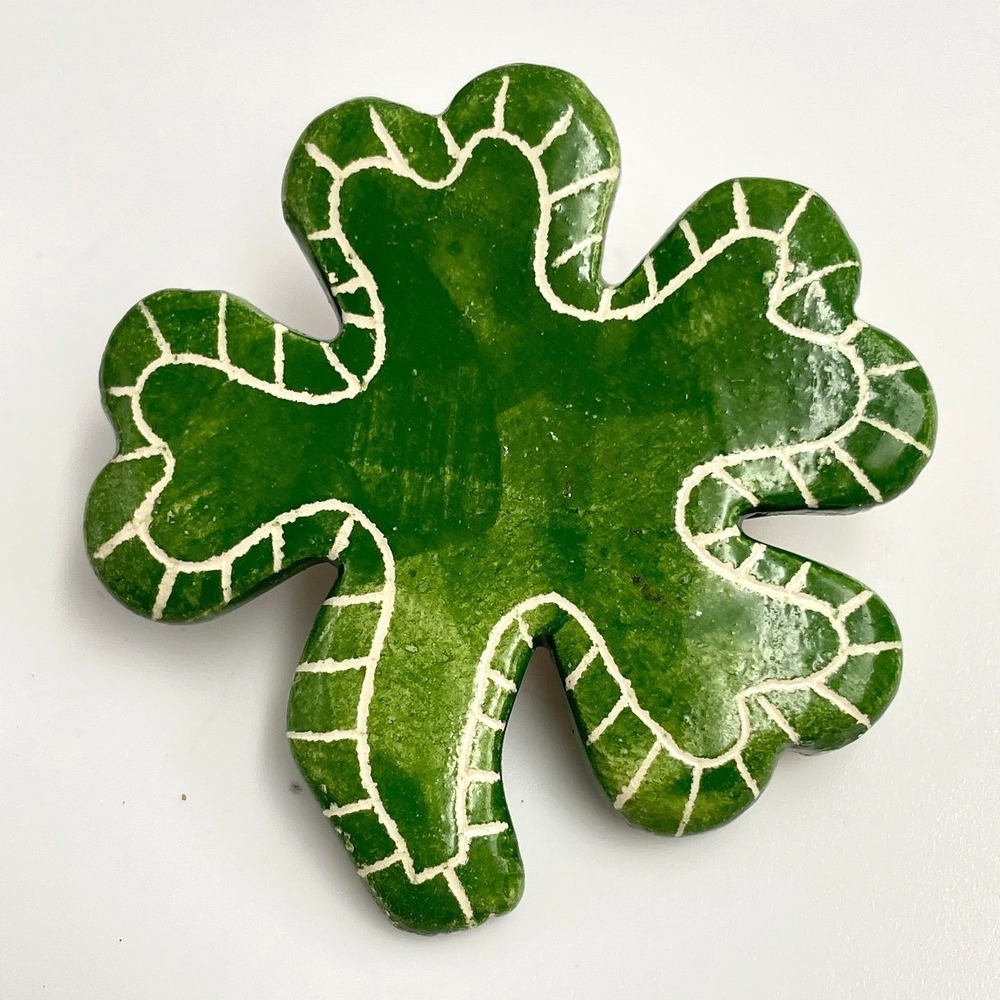 Vintage 90s Shamrock Brooch Pin Lucky Clover St. Patrick's Day‎ Fashion Jewelry